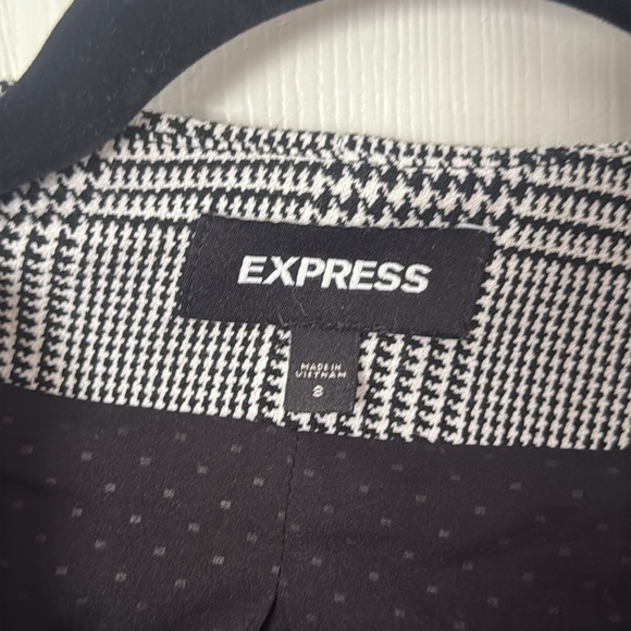 Express Black and White Blazer Open Front Design size 8 - Picture 2 of 3